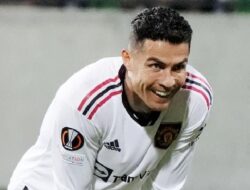 4 Kerugian Cristiano Ronaldo Jika Gabung Dengan Al Naasr, Akan Semakin Tenggelam Dalam Bayang-Bayang Messi?