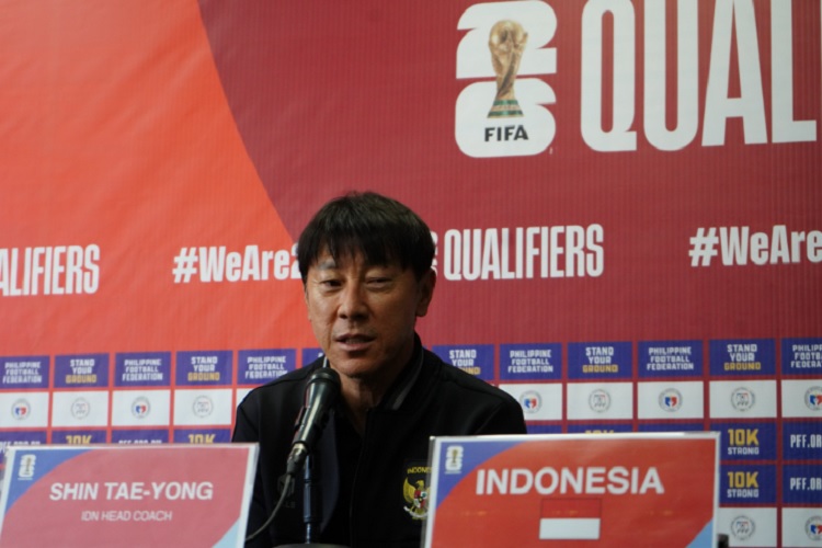 Shin Tae Yong saat sesi jumpa pers jelang laga Indonesia vs Filipina